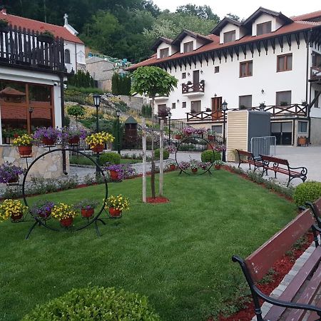 Apartmán Valja Mare Moma Golubac Exteriér fotografie
